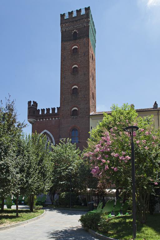 شقة Castello Medici Del Vascello آستي المظهر الخارجي الصورة