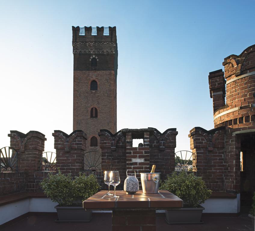 شقة Castello Medici Del Vascello آستي المظهر الخارجي الصورة