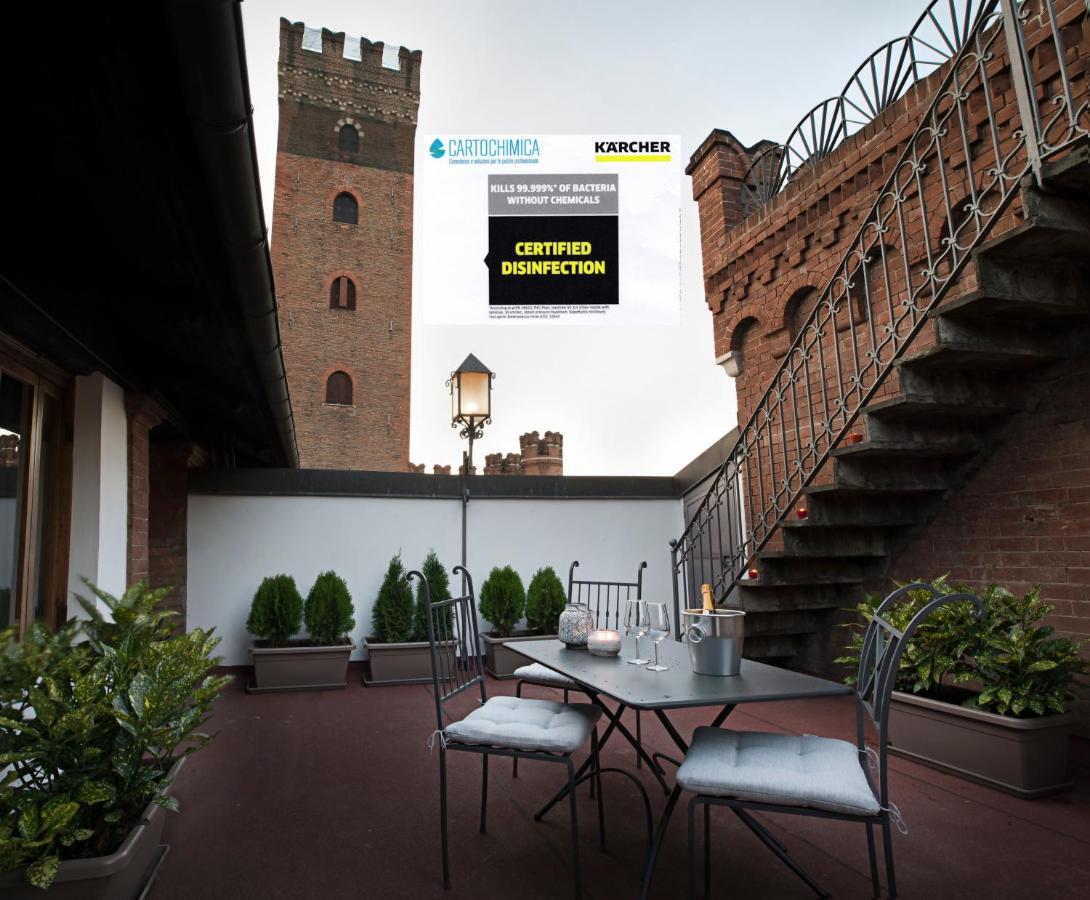 شقة Castello Medici Del Vascello آستي المظهر الخارجي الصورة